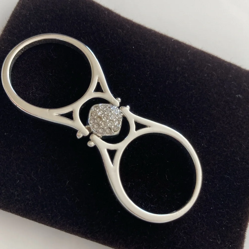 Avon Jewelry, Inverting Cocktail SilverTone Pave/Faceted Rhinestone 8 Ring R-2 - Picture 5 of 12